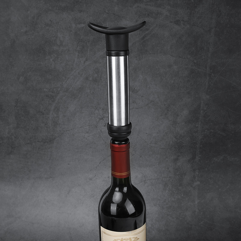 Bouchon à vin avec pompe à vid - Wine Preservation Pump avis et prix